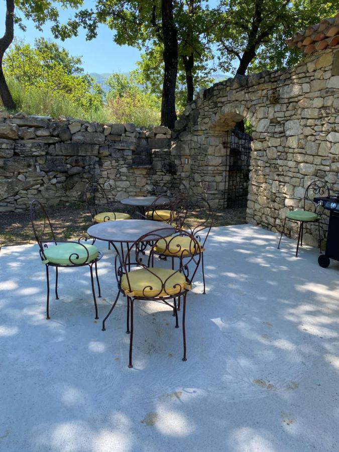 Hotel Lou Caleu Restaurant Le Rocher Des Abeilles Saint-Martin-de-Castillon Zewnętrze zdjęcie