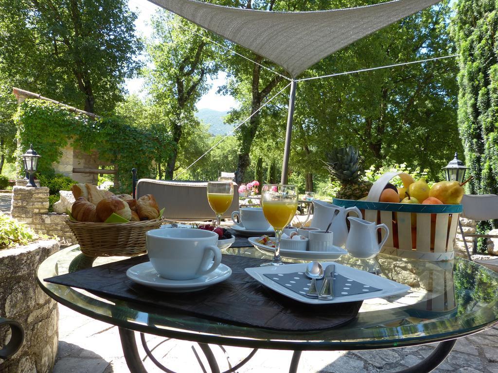 Hotel Lou Caleu Restaurant Le Rocher Des Abeilles Saint-Martin-de-Castillon Zewnętrze zdjęcie