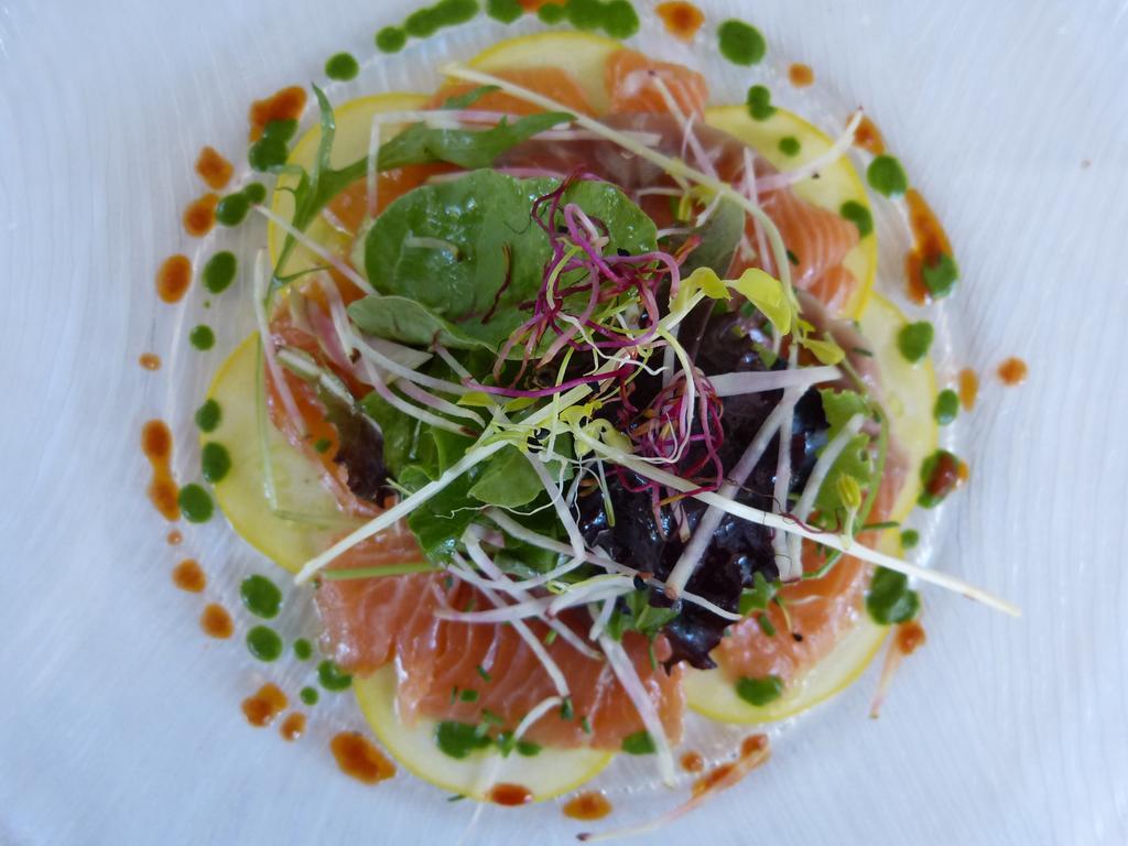 Hotel Lou Caleu Restaurant Le Rocher Des Abeilles Saint-Martin-de-Castillon Zewnętrze zdjęcie